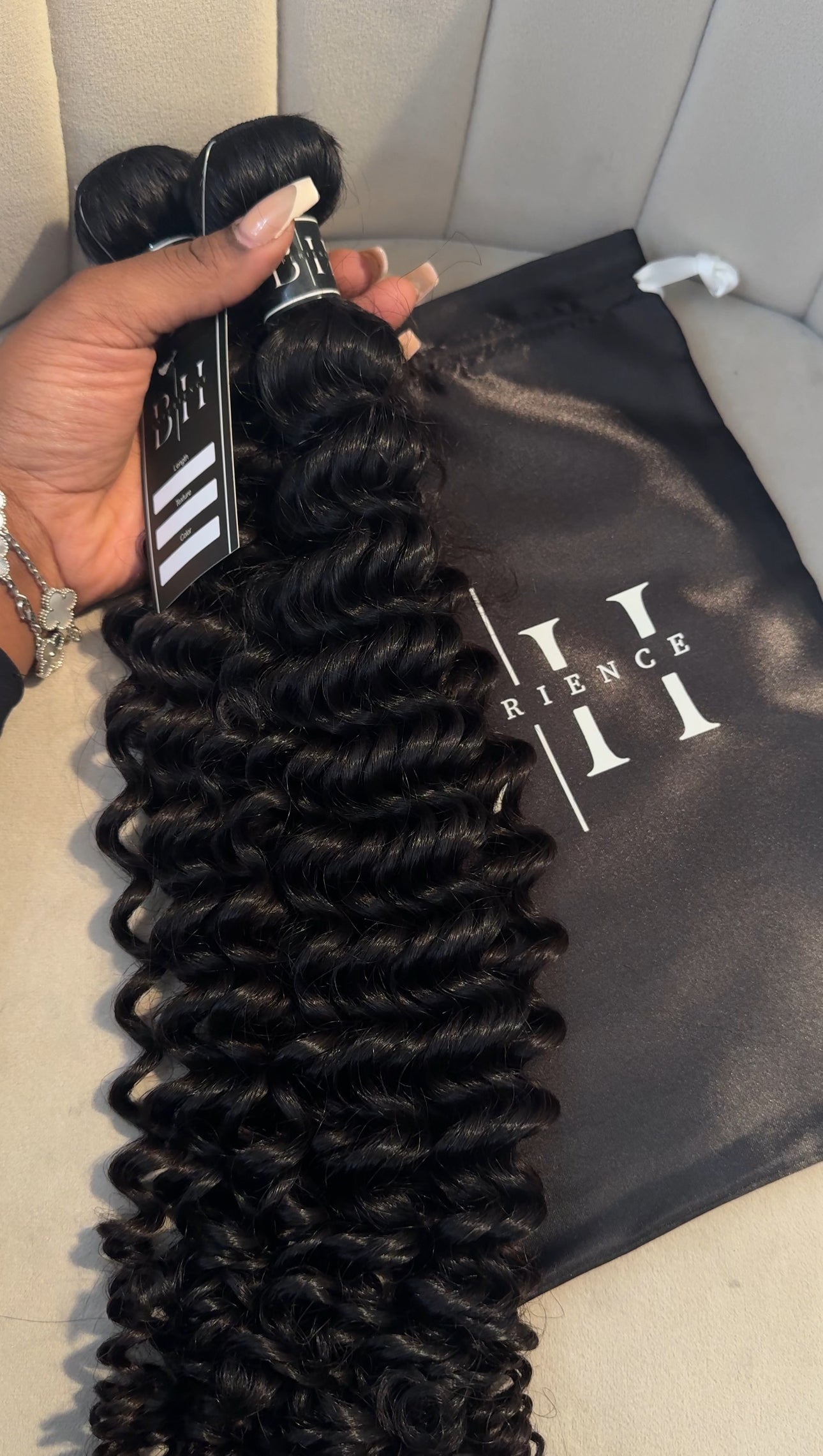 CURLY WAVE BUNDLE